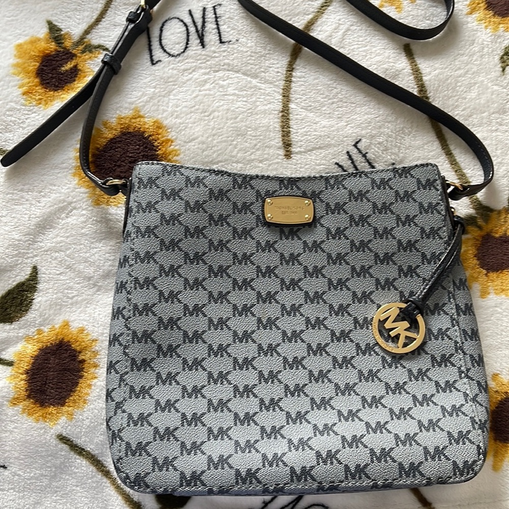 Michael Kors messenger bag